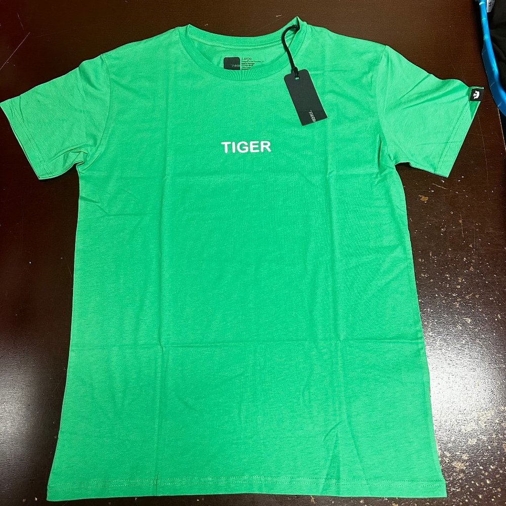 The Farm Mens Green Tiger Graphic Short Sleeve Crew Neck Pullover T Shirt Size L